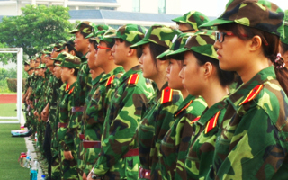 新生军训动员大会隆重召开