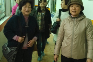 思政部组织师生赴南海区社会福利院参观