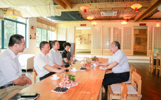 原安徽省教育厅厅长陈贤忠莅临我院指导工作