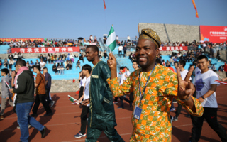 beat365中文唯一官网第十二届校运会盛装开幕