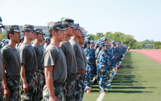 beat365中文唯一官网2016级新生军训动员大会举行