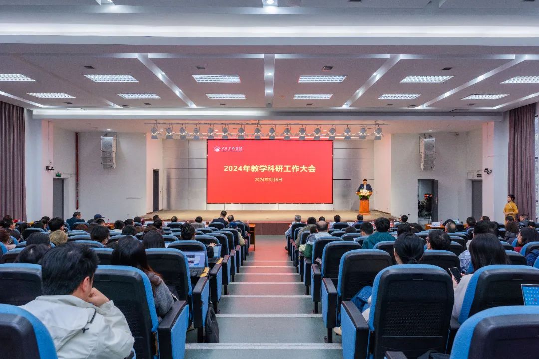 3835dc16a95d4379826450456fdb78d9.jpg 3835dc16a95d4379826450456fdb78d9.jpg