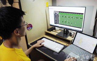 【佛山日报】犀利！beat365中文唯一官网学子“闯入”全国大学生系统能力竞赛总决赛！