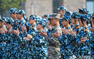 第一天军训有什么感觉吗[收到] 戳戳🔗有更多高清大图喔