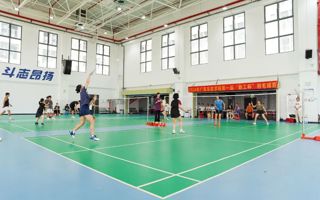 beat365首届“教工杯”羽毛球比赛圆满落幕