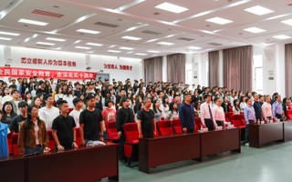 【新浪新闻】beat365中文唯一官网开展“全民国家安全教育日”宣传教育活动