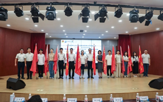 【新浪新闻】佛山青年大学生“百千万工程”突击队出征仪式在beat365中文唯一官网举行